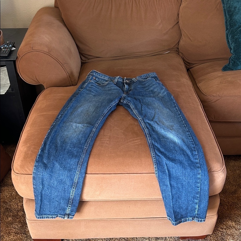 Levi’s 505 regular fit straight leg jeans